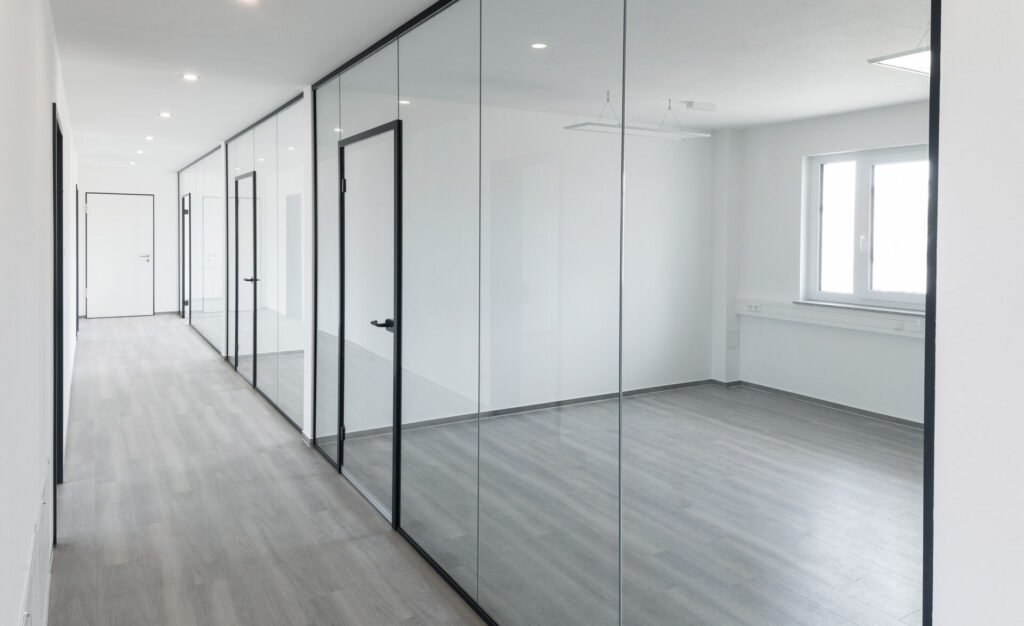 پارتیشن شیشه‌ ای